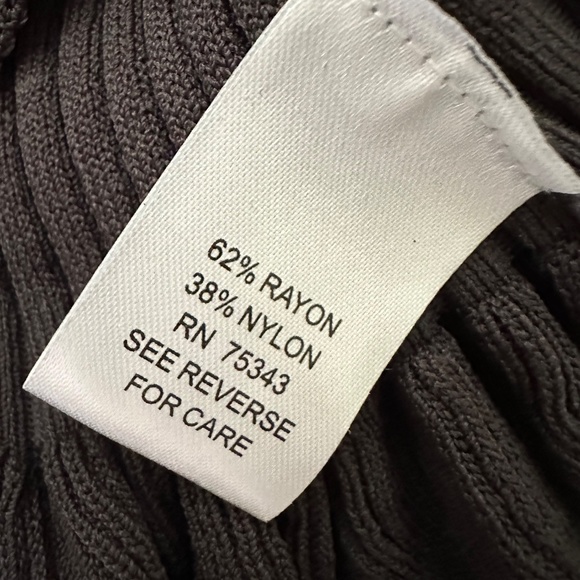 NWT Fun Striped and Ruffled Sweater - Picture 5 of 11